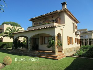 4 bedrooms House in Coma-Ruga, Spain No. 253