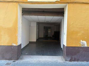 168m² Commercial property in Barbastro, Spain No. 26330