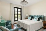 4 bedrooms Villa in Cadiz, Spain No. 26490 - Image 2