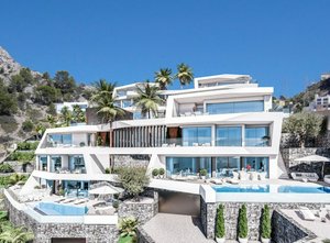 4 bedrooms Townhouse in El Mascarat, Spain No. 2670