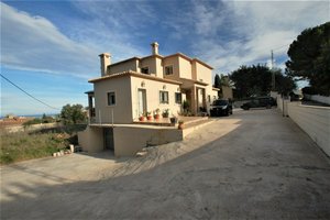 4 bedrooms House in Denia, Spain No. 27361