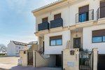 3 bedrooms House in Piles, Spain No. 27520 - Image 3