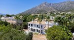 6 bedrooms Villa in Marbella, Spain No. 27805 - Image 3