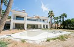 6 bedrooms Villa in Marbella, Spain No. 27805 - Image 8