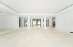 6 bedrooms Villa in Marbella, Spain No. 27805 - Image 15