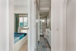 3 bedrooms Apartment in Ciutat Vella, Spain No. 28442 - Image 8