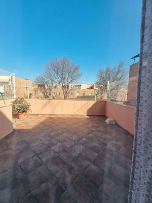 4 bedrooms Townhouse in Manises, Spain No. 28443