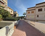 4 bedrooms Bungalow in Guardamar del Segura, Spain No. 28916 - bungalow in Spain