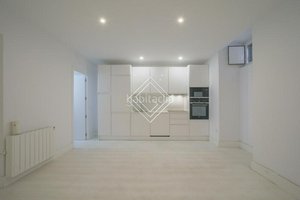 63m² Office in Madrid, Spain No. 29331