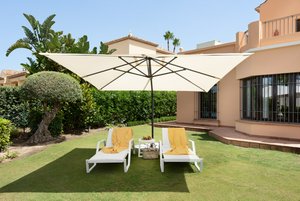 4 bedrooms Villa in Cadiz, Spain No. 29408