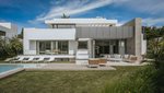 5 bedrooms Villa in Estepona, Spain No. 3068 - Image 2