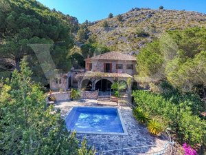 10 bedrooms Villa in Pollenca, Spain No. 30687