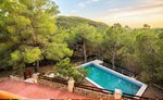 5 bedrooms Villa in Naquera, Spain No. 3140 - Image 2