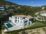 5 bedrooms Villa in El Madronal, Spain No. 31757 - Image 24