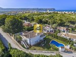 4 bedrooms House in Alicante, Spain No. 32721 - house in Spain