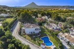 4 bedrooms House in Alicante, Spain No. 32723 - Image 2