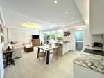 4 bedrooms Apartment in Marbella Golden Mile, Spain No. 3342 - Image 2
