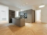 2 bedrooms Apartment in Ciutat Vella, Spain No. 33970 - Image 2
