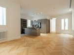 2 bedrooms Apartment in Ciutat Vella, Spain No. 33970 - Image 3