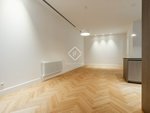 2 bedrooms Apartment in Ciutat Vella, Spain No. 33970 - Image 4