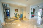 5 bedrooms House in Coma-Ruga, Spain No. 344 - Image 4