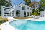 5 bedrooms Villa in Marbella, Spain No. 35601 - Image 2