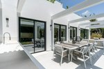5 bedrooms Villa in Marbella, Spain No. 35601 - Image 8