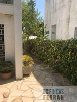 4 bedrooms House in Coma-Ruga, Spain No. 361 - Image 4
