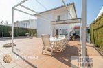 5 bedrooms House in Coma-Ruga, Spain No. 364 - Image 3