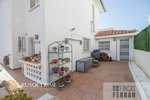 5 bedrooms House in Coma-Ruga, Spain No. 364 - Image 6