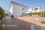 5 bedrooms House in Coma-Ruga, Spain No. 364 - Image 7