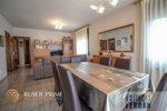 5 bedrooms House in Coma-Ruga, Spain No. 364 - Image 9