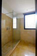 6 bedrooms Villa in Marbella, Spain No. 39048 - Image 17