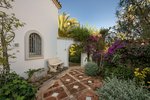 5 bedrooms Villa in Marbella, Spain No. 41789 - Image 8