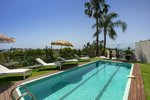 4 bedrooms Villa in Malaga, Spain No. 42431 - Image 2