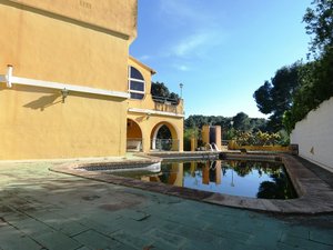 5 bedrooms Villa in Alzira, Spain No. 4294