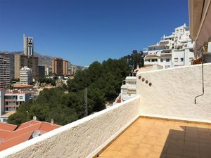 4 bedrooms Apartment in Benidorm, Spain No. 4305
