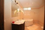 5 bedrooms House in Monda, Spain No. 44618 - Image 7