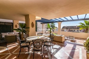 2 bedrooms Apartment in Marbella, Spain No. 44673