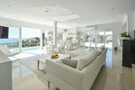 3 bedrooms House in Fuengirola, Spain No. 45506 - Image 4
