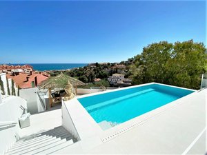 3 bedrooms Villa in Fuengirola, Spain No. 45508