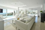 3 bedrooms Villa in Fuengirola, Spain No. 45508 - Image 6