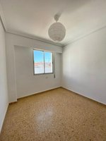4 bedrooms Apartment in Valencia, Spain No. 4558 - Image 3
