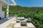 2 bedrooms Apartment in Benahavis, Spain No. 4599 - Image 5