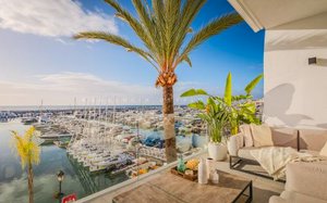 3 bedrooms Penthouse in Marbella, Spain No. 46440