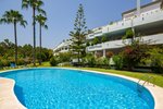 2 bedrooms Apartment in Marbella Golden Mile, Spain No. 4671 - apartment in Spain