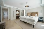 7 bedrooms Villa in Benahavis, Spain No. 4747 - Image 25