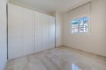 3 bedrooms Apartment in Nueva Andalucia, Spain No. 4811 - Image 18