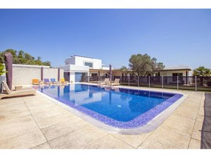 6 bedrooms Villa in Sant Lluis, Spain No. 4833