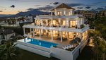 8 bedrooms Villa in Malaga, Spain No. 48463 - Image 2